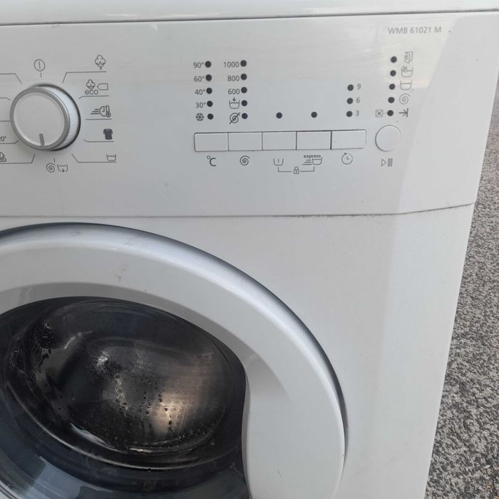 maquina de roupa  6 quilos 1000 rpm