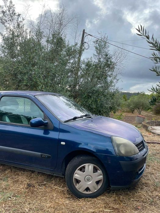 Renaul Clio 1.5 65 cv  - Correia de distribuição mudada à 20000 km