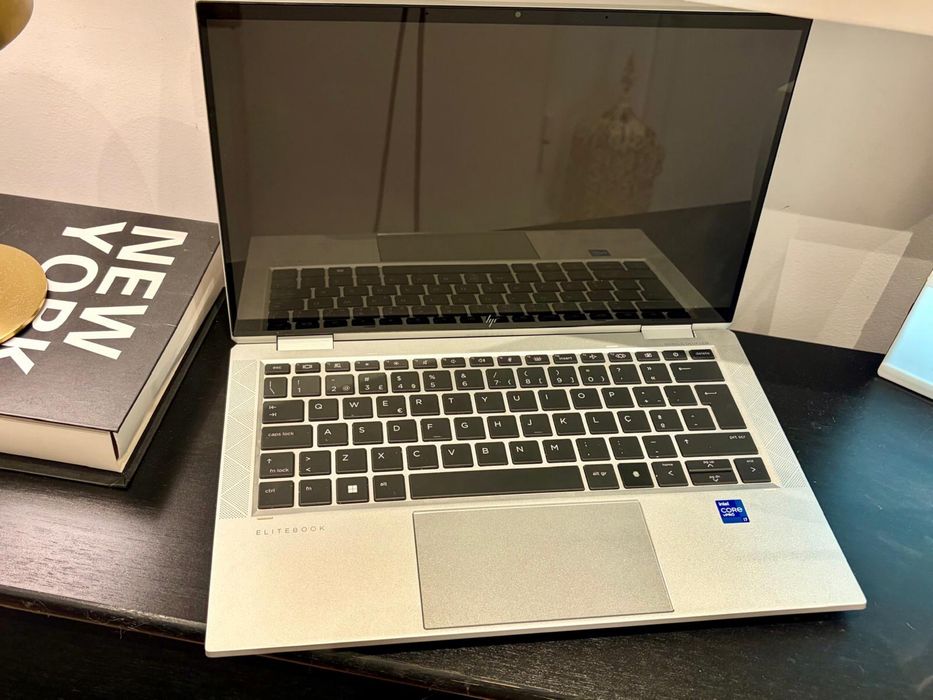 Portátil HP EliteBook x360 1030 G8 (i7, 16GB, 512GB) + Caneta Tátil