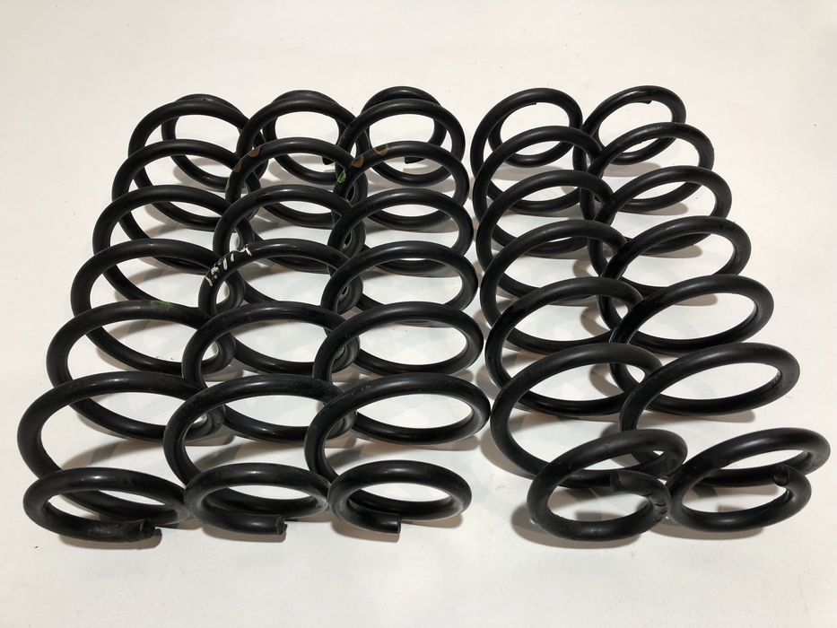 Пружина передня/задня Шкода Фабія / Румстер . Пружини Skoda Fabia