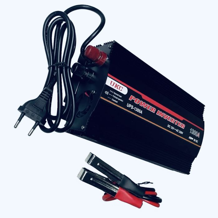 Продам инвертор 12В–220В 1300 Вт с зарядкой аккумулятора. Гарантия