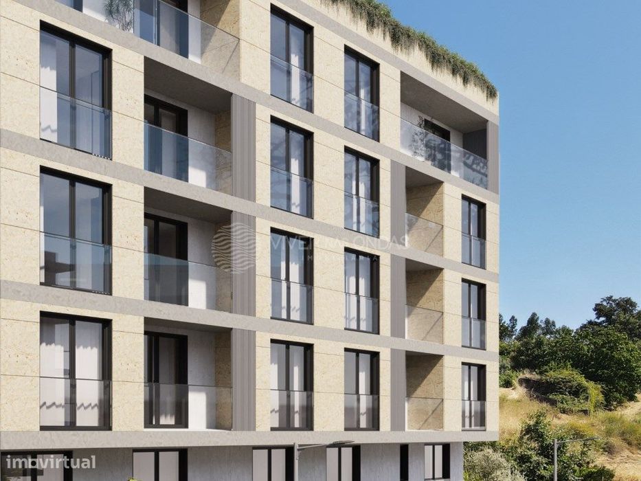 Apartamento T3 (em construção) para venda - Junto à faculdade de me...