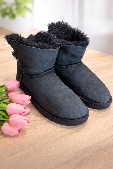 Botki śniegowce UGG czarne roz. 39 – wada z tyłu, oryginalne