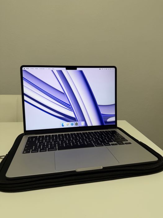 Apple MacBook Air 13 M3 16GB 256GB
