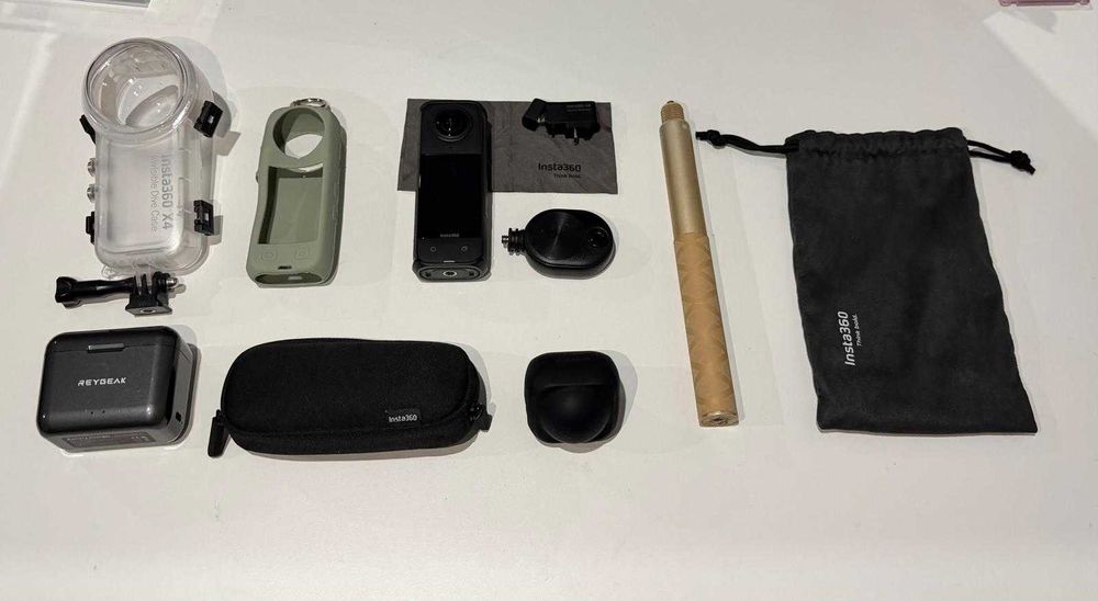 Insta360 X4 + Acessórios (Pack Completo)