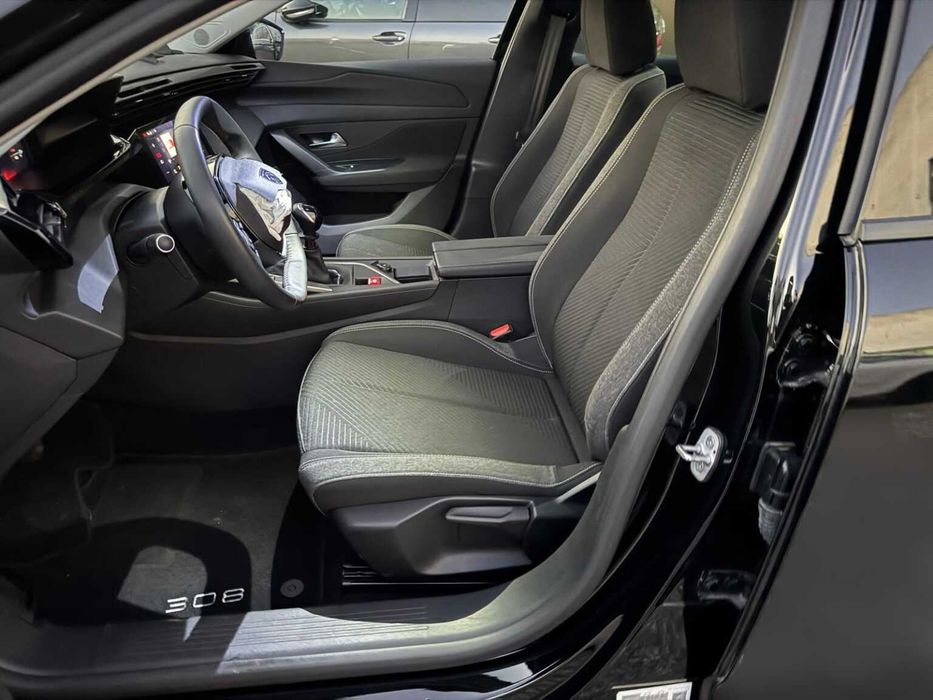 Peugeot 308 III 1.2 SW PureTech 131cv