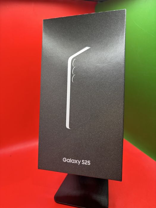 Samsung Galaxy S25 12/128Gb