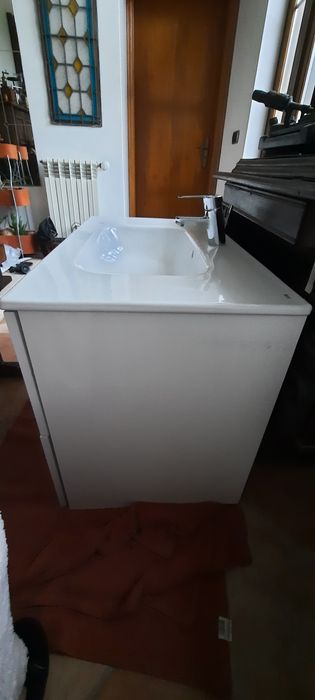 Móvel de casa de banho da Roca suspenso 80cm com torneira