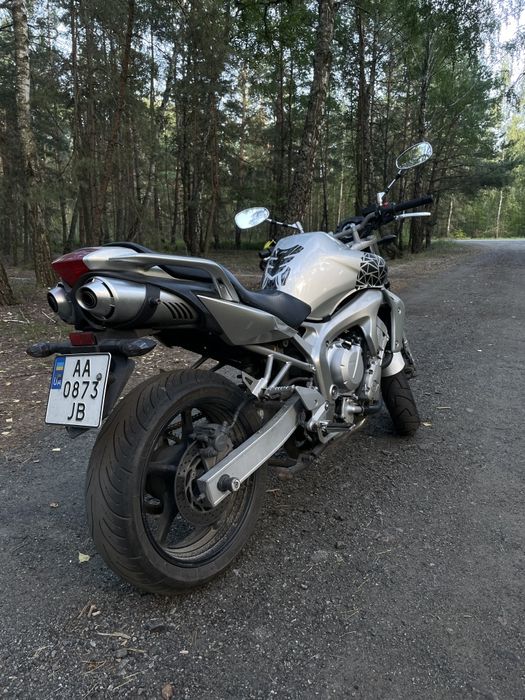 Продам мотоцикол yamaha fz6n fazer