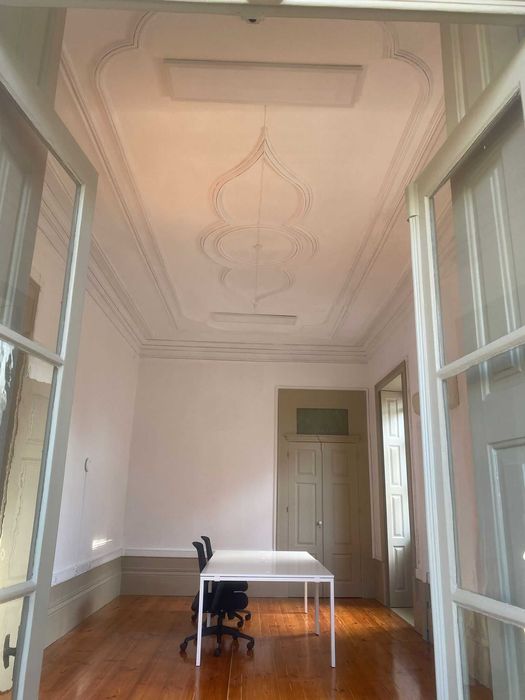 Escritório privado - Rua de Costa Cabral / Av. Combatentes