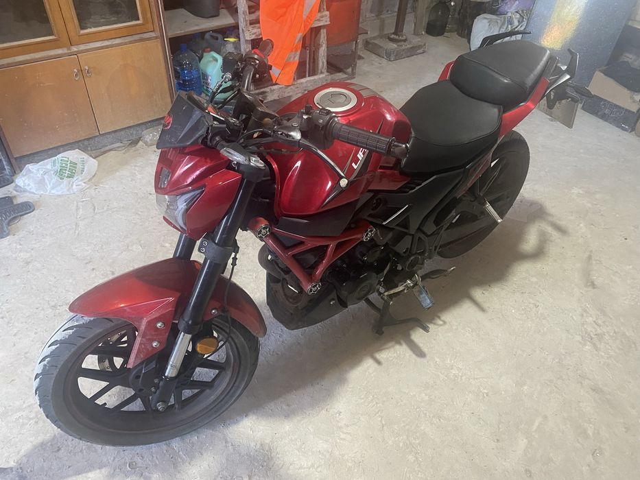 Продам мото Lifan sr 200
