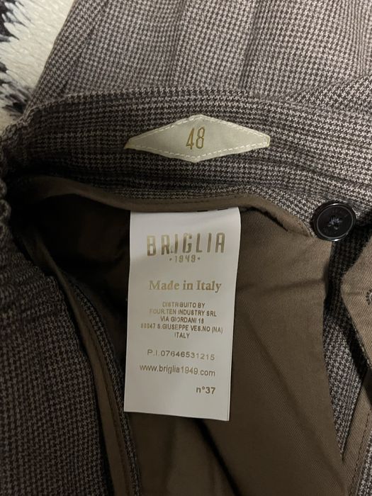 Штани чіноси в ідеальному стані