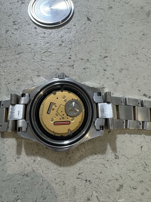Часы Tag Hauer aqearaser quartz.