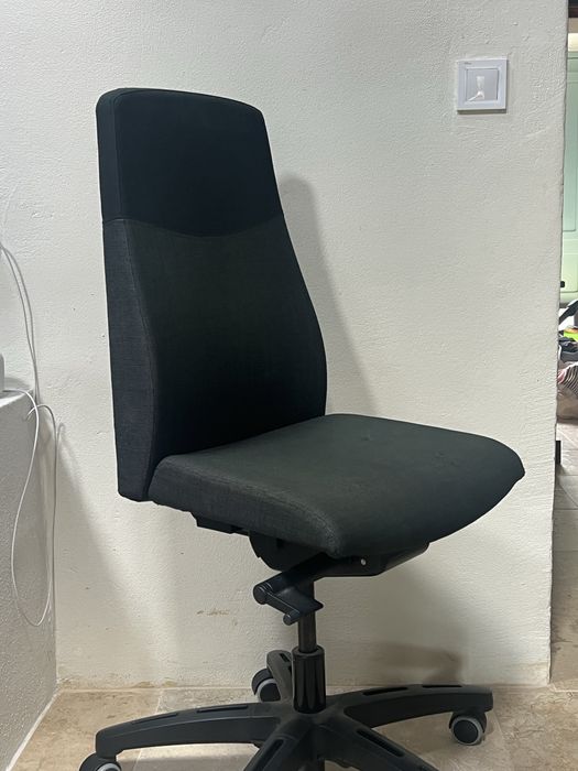 Cadeira de escritório IKEA – modelo de gama alta