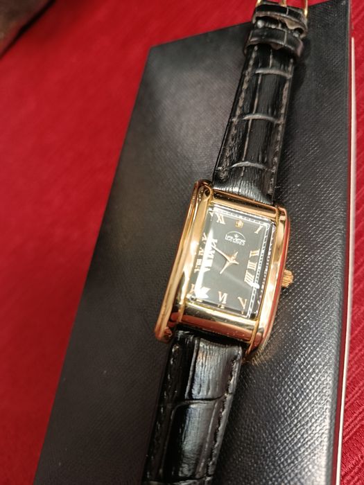 Позолоченные наручные Lavier