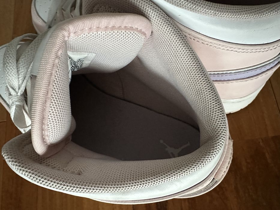 Buty Air Jordan 1 Mid (GS) Różowe
