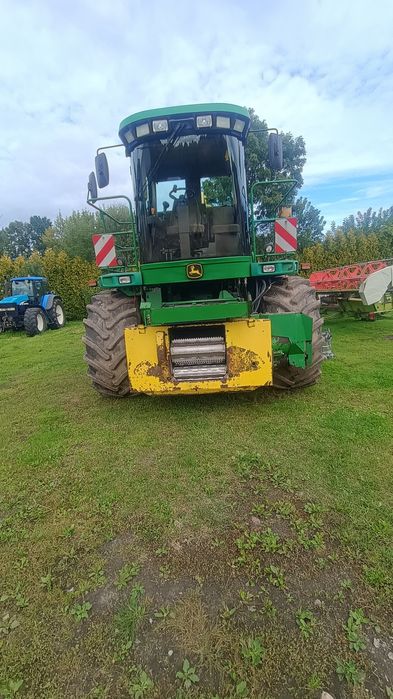Sieczkarnia John Deere 7300