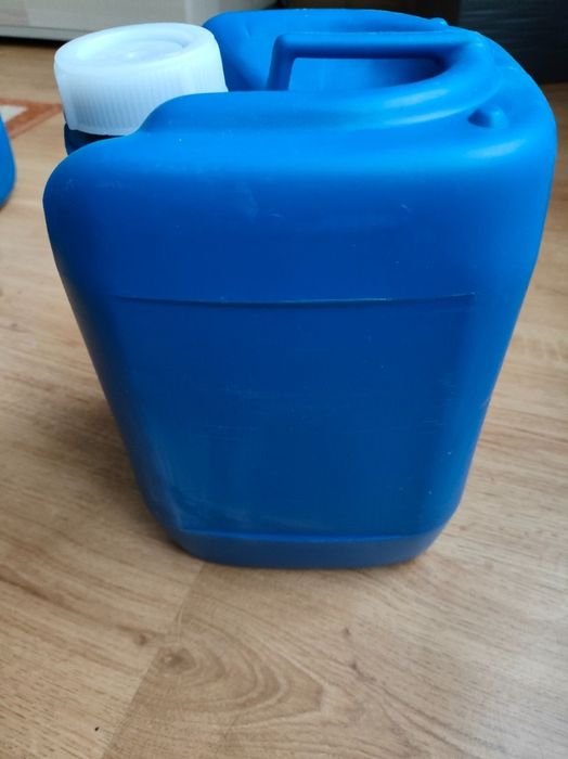 Kanister, pojemnik, bańka na wodę, płyn 5l