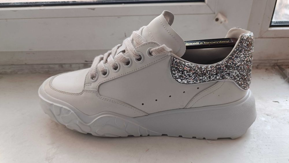 Преміум кросівки Alexander McQueen Original Made in Italy.Р 38.25. см