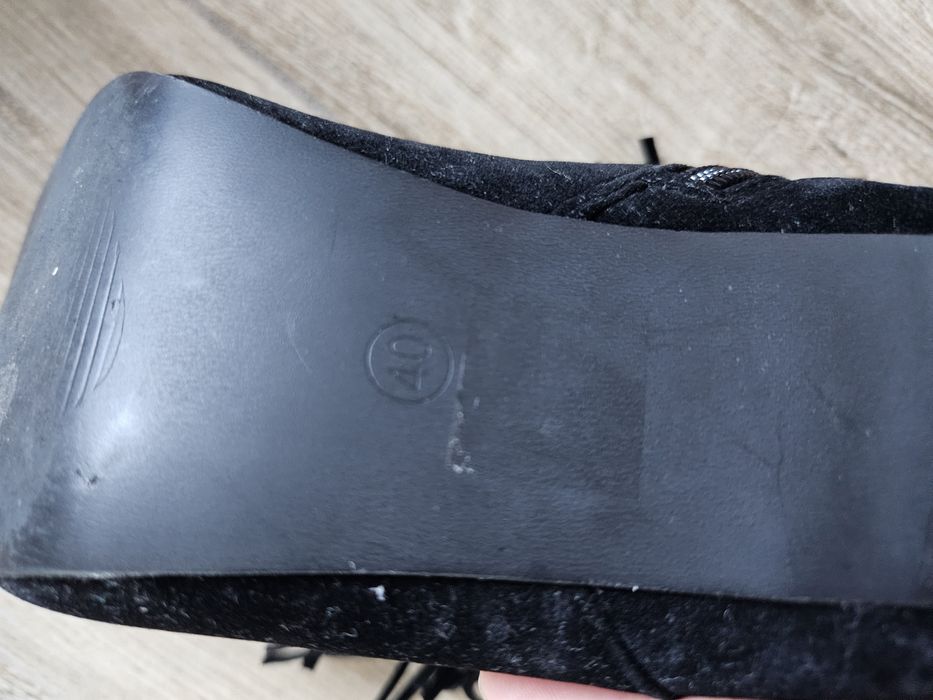 Botki z frędzelkami