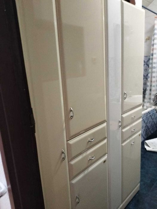 Armários Bege WC - 2 Módulos