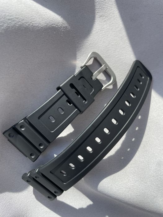 Casio GA-2100 оригінал ремінець та безель корпус