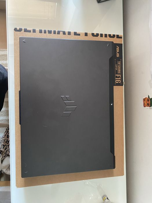 Laptop Gamingowy asus TUF F16 +Zestaw sluchawkowy+ myszka