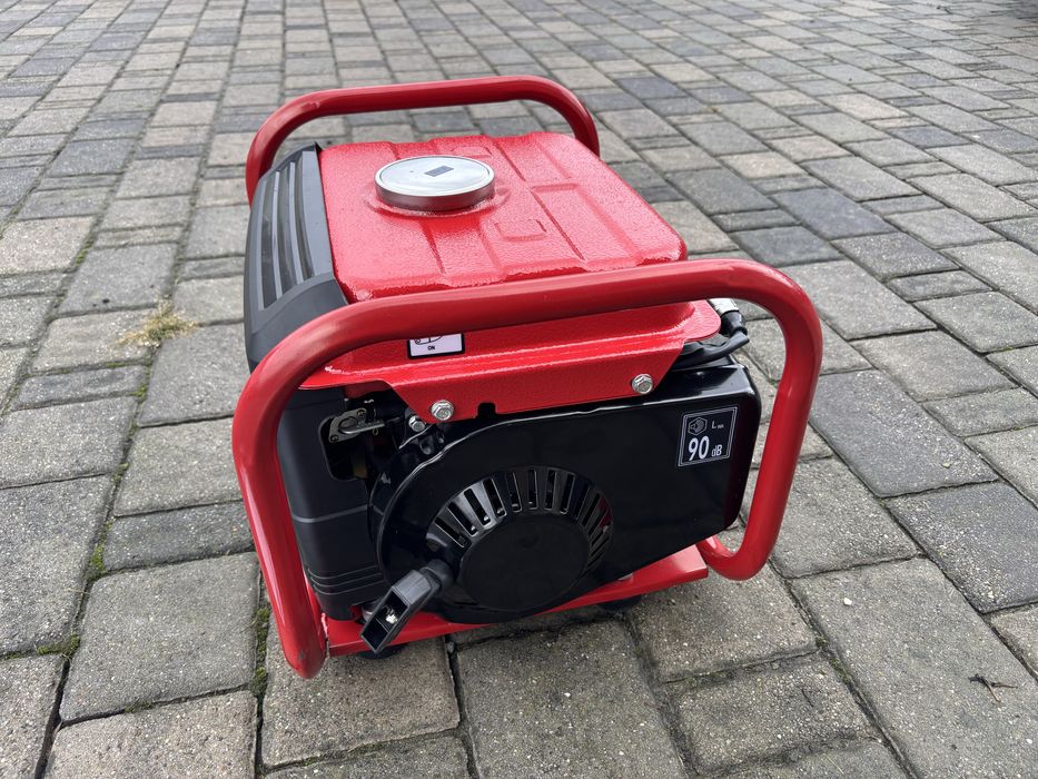 Agregat prądotwórczy przenośny Einhell 1000 W benzyna TC-PG 10/E5