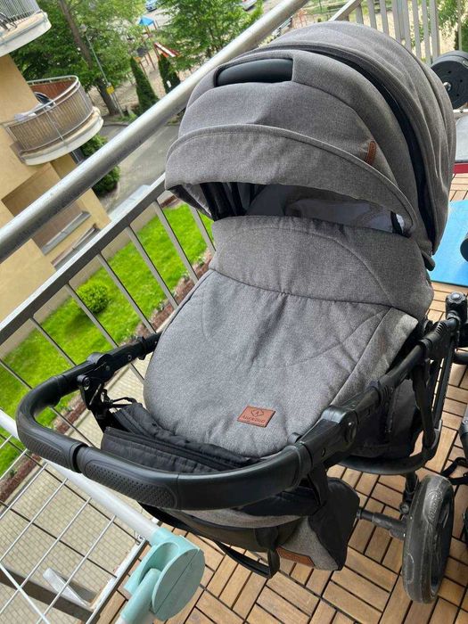 Wózek 2w1.Sprzedam wózek po jednym dziecku,Gondola+spacerówka.