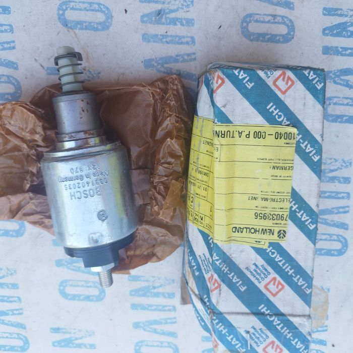 Automat Elektromagnes rozrusznik 79033956 ciagnik  case new holland tl fiat l