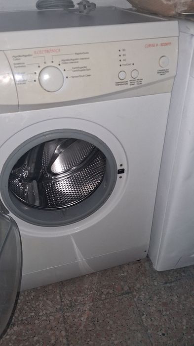 Maquina de lavar Roupa Electronica 6kg
