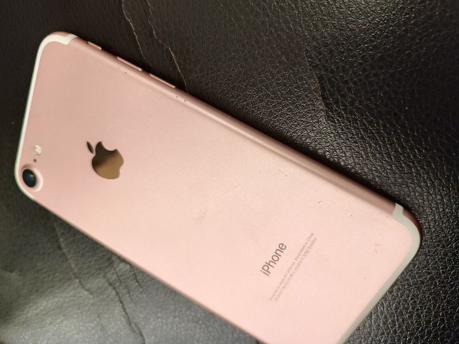 Продам iPhone 7 32 128 гб