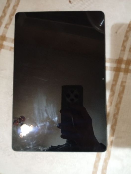 Продаю планшет  игровой 128 на 8-24 без лагов  для pupg mobail 90 fps