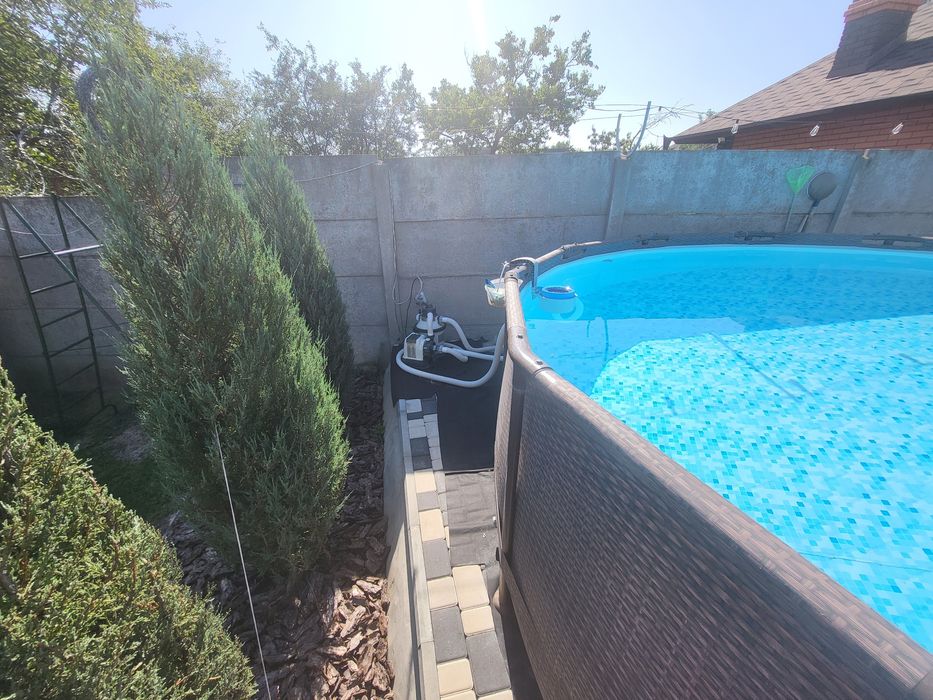 Басейн каркасний Bestway 427×107 і пісочний Фільтр Intex