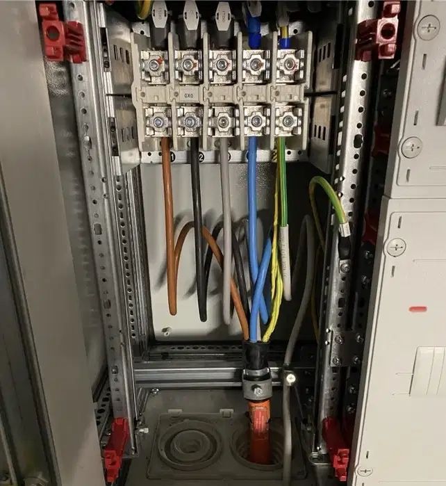 Elektryk usługi elektryczne