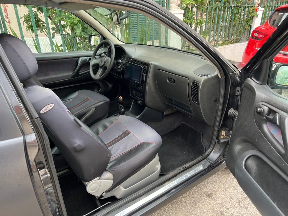 Volkswagen Polo 1.0 a Gasolina