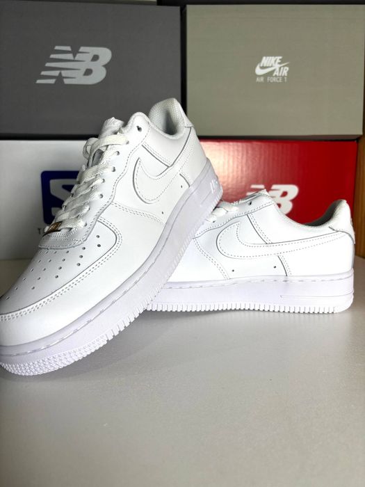 Кросівки Nike Air Force 1 білі  р.36-46, шкіра, унісекс,  В'єтнам,  люкс
