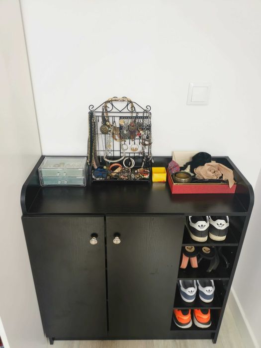 Móvel sapateira preto