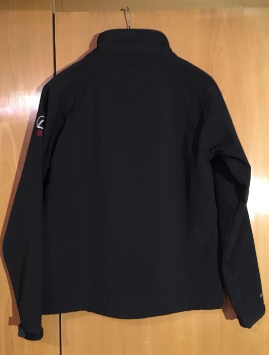 Casaco Berg impermeável