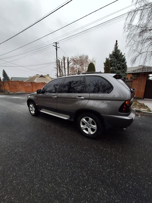 Продам BMW X5 E53