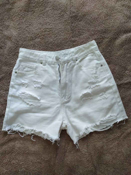 Шорти жіночі білі Cropp 32 (XXS)