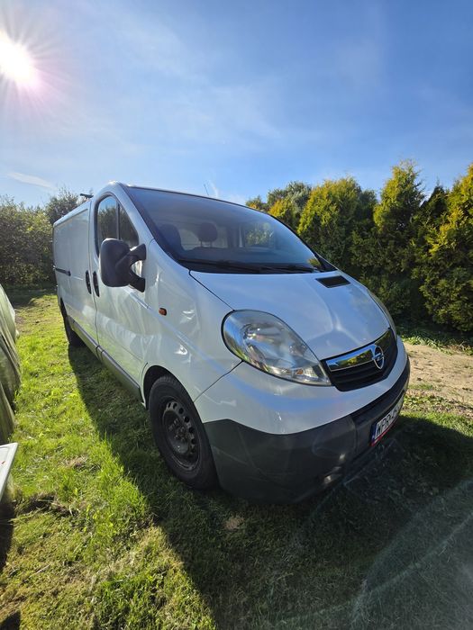 Opel Vivaro Long zadbany, klima