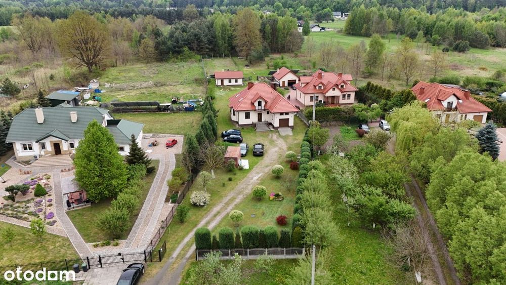 Dom przy lesie - działka 3800 m2, Janów