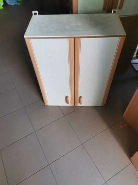 Szafki kuchenne wiszące