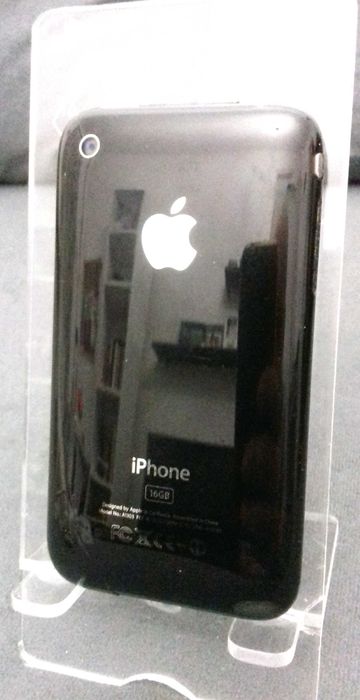Smartfon iPhone A 1303 kultowy