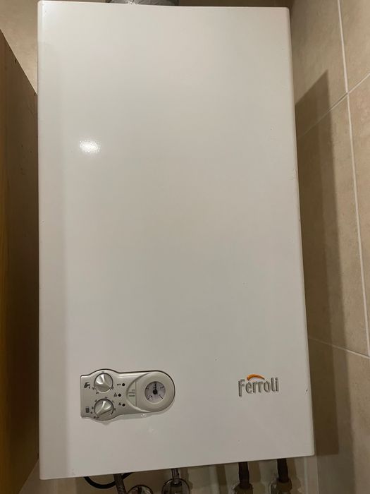 Caldeira a gás Ferroli
