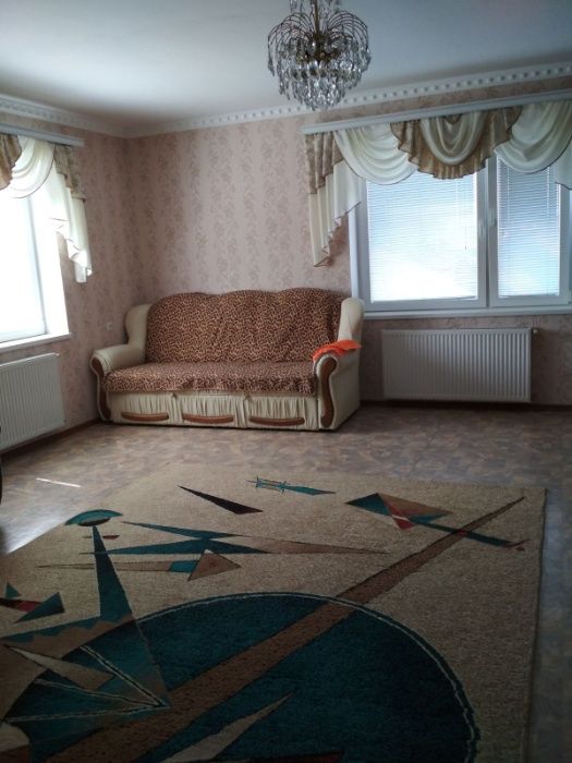 Продам 2-х этажный дом, от владельца, в Каменце-Подольском.