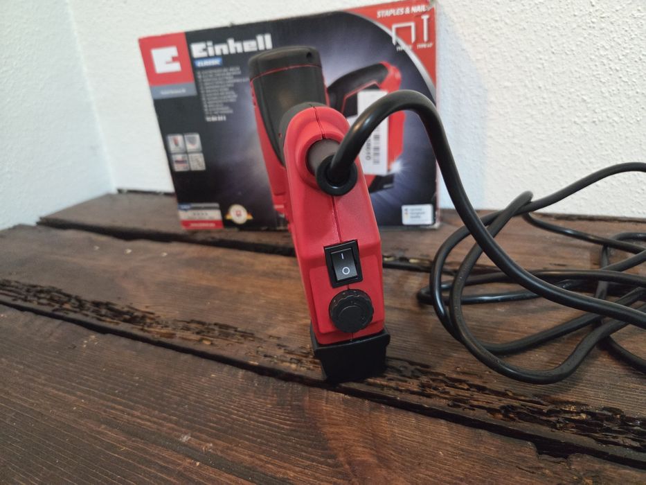 Nowy zszywacz elektryczny Einhell