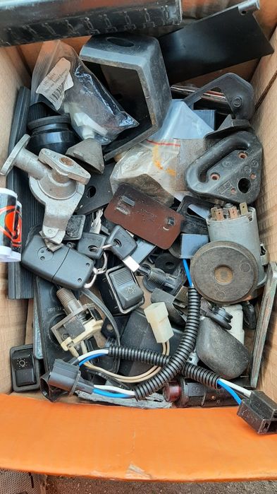 Lada Niva Material/Pecas