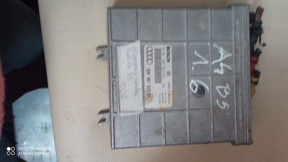 Sterownik komputer silnika Audi A4 B5 1.6 VW Passat B5, 8D0.907 557 BX